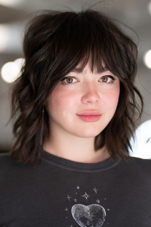 Shag With Tousled Waves Shag With Tousled Waves — Hairstyles for Round Faces