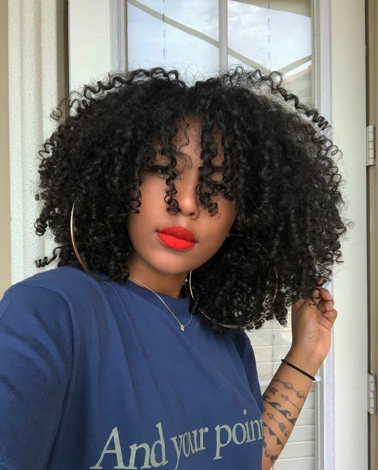 Collarbone Length Air-Dried Curls With Curtain Bangs Collarbone Length Air-Dried Curls With Curtain Bangs — 3C Hairstyles