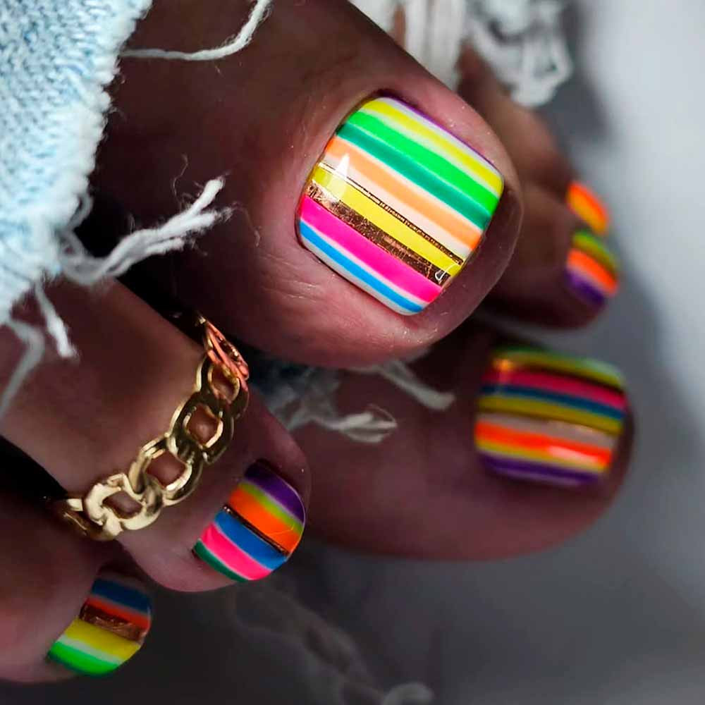 Neon Stripe and Gold Foil Toes Neon Stripe and Gold Foil Toes — Acrylic Toe Nails