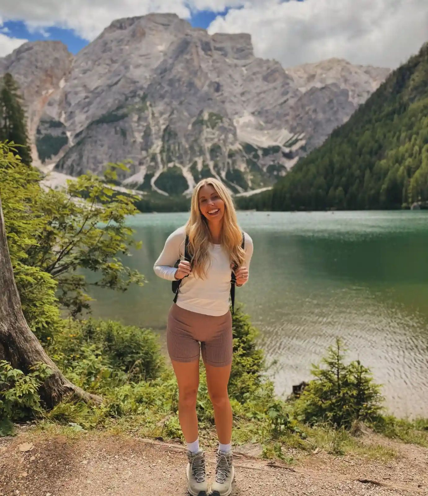 Athleisure for Hiking and Glamping — Glamping Outfits