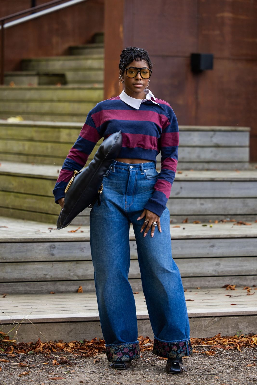 Embroidered Cuffs on Wide-Leg Jeans with Rugby Shirt Embroidered Cuffs on Wide-Leg Jeans with Rugby Shirt — Boyfriend Jeans Outfits