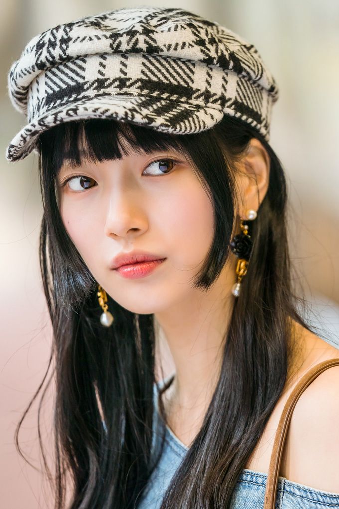 Thick Black Hime Cut With Collarbone Length Thick Black Hime Cut With Collarbone Length