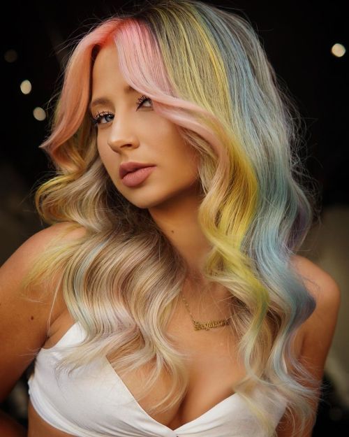 Collarbone Wavy With Curtain Bangs Collarbone Wavy With Curtain Bangs — Pastel Rainbow Hair