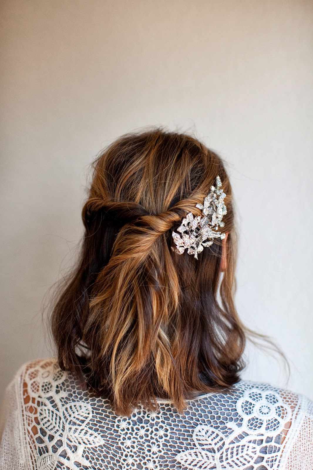 Collarbone Lob Twisted Back Style Collarbone Lob Twisted Back Style — Updos for Short Hair