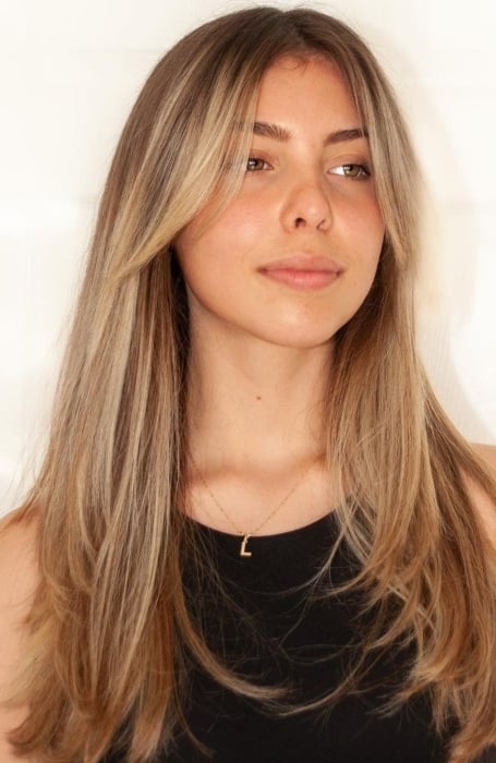 Curtain Bangs For A Softer Round Face — Bangs for Round Face