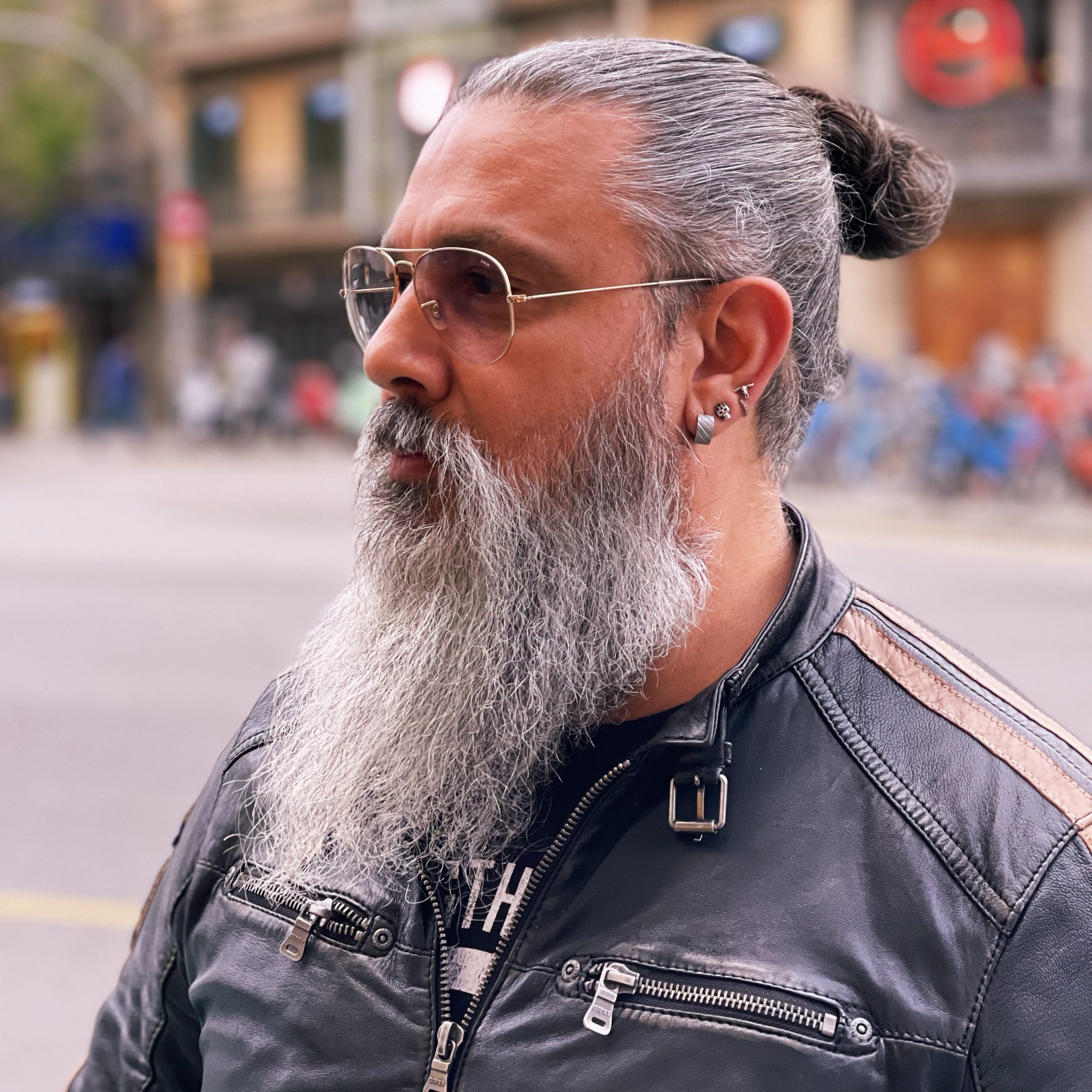 Man Bun With Very Long Grey Beard Man Bun With Very Long Grey Beard — Beard Styles