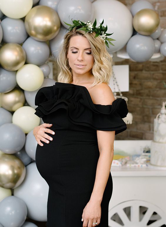 Loose Waves with Floral Crown — Baby Shower Hairstyles