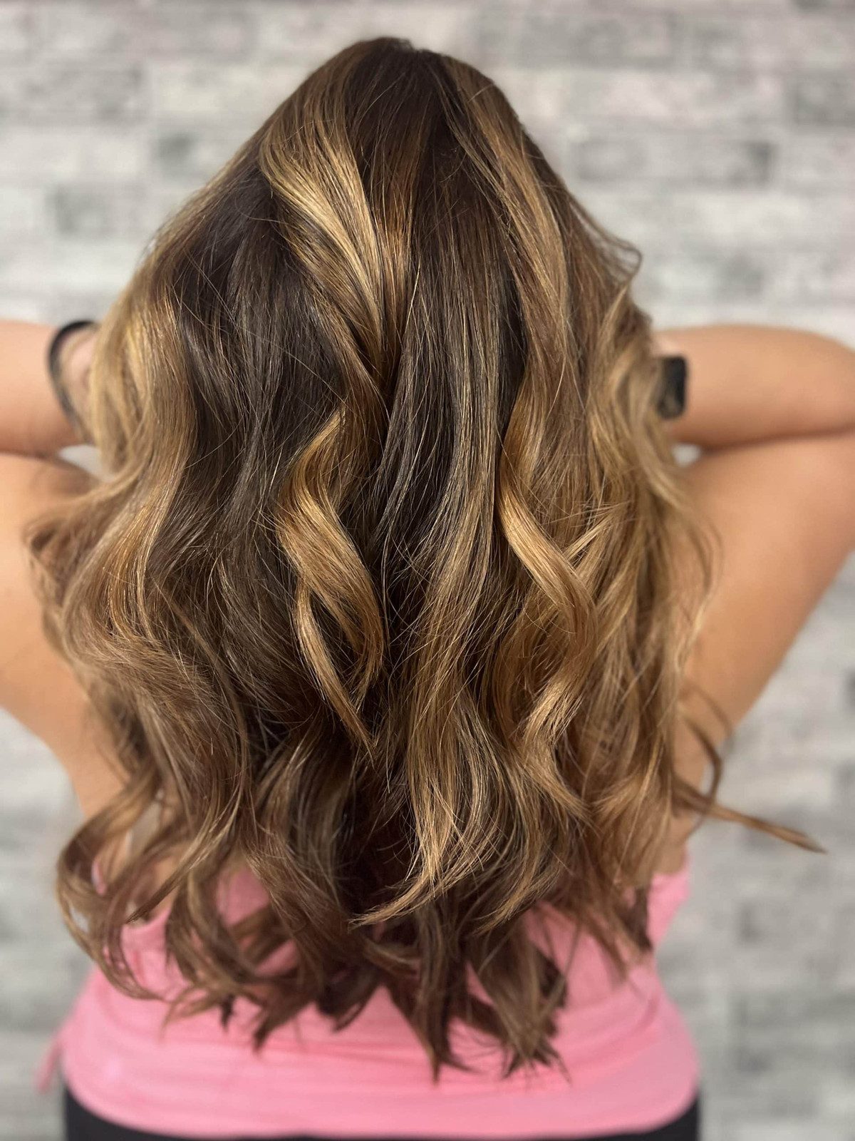Medium Brown Base With Blonde Highlights Visual Idea Medium Brown Base With Blonde Highlights Visual Idea — Highlights on Brown Hair