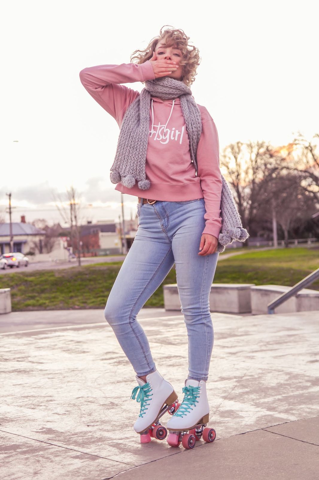 Pink Hoodie and Skinny Jeans for Casual Park Skating — Roller Skating Outfits