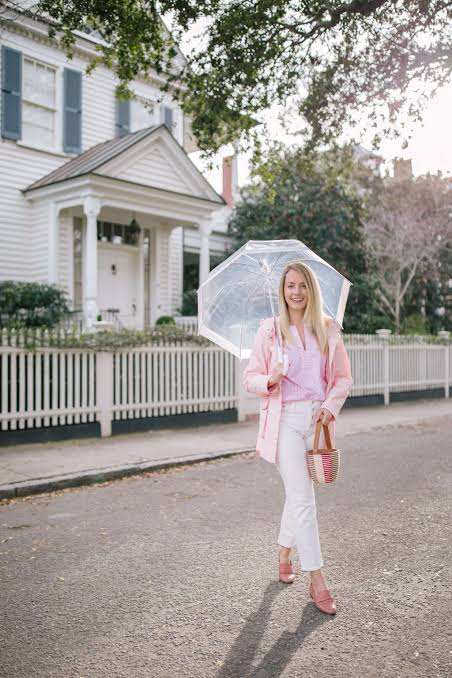 Playful Pastels and Practical Flats for a Drizzly Afternoon Playful Pastels and Practical Flats for a Drizzly Afternoon — Rainy Day Outfits