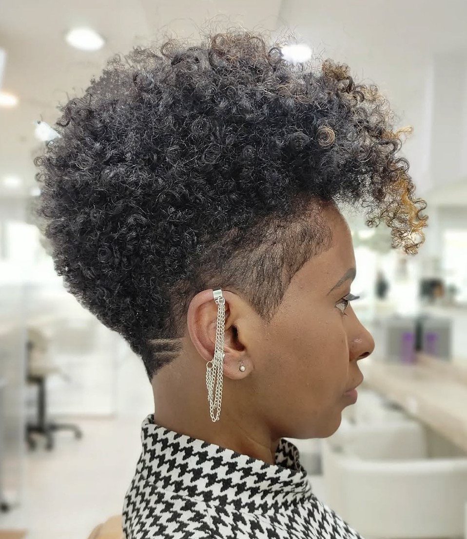 Undercut With Blonde Highlights — 4C Hairstyles