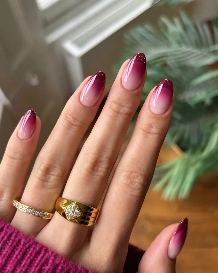 Glossy With Glitter Visual Idea — Nail Extensions