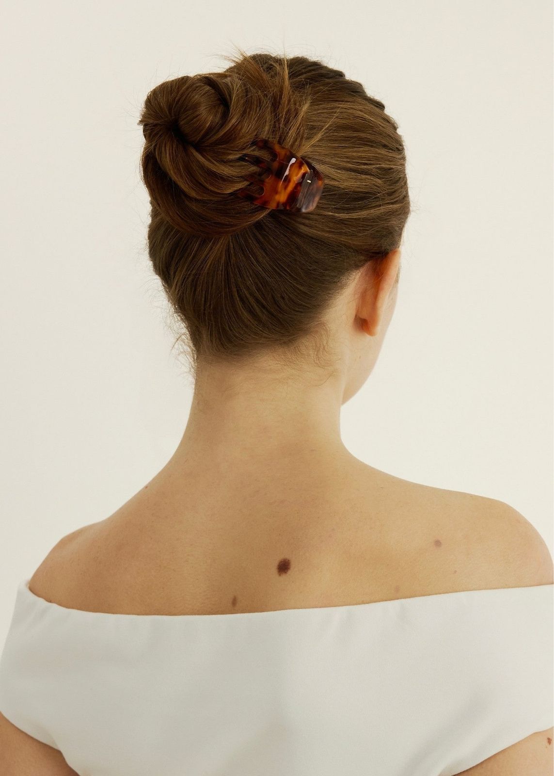 Nape Bun with Tortoiseshell Clip — Mini Claw Clip Hairstyles