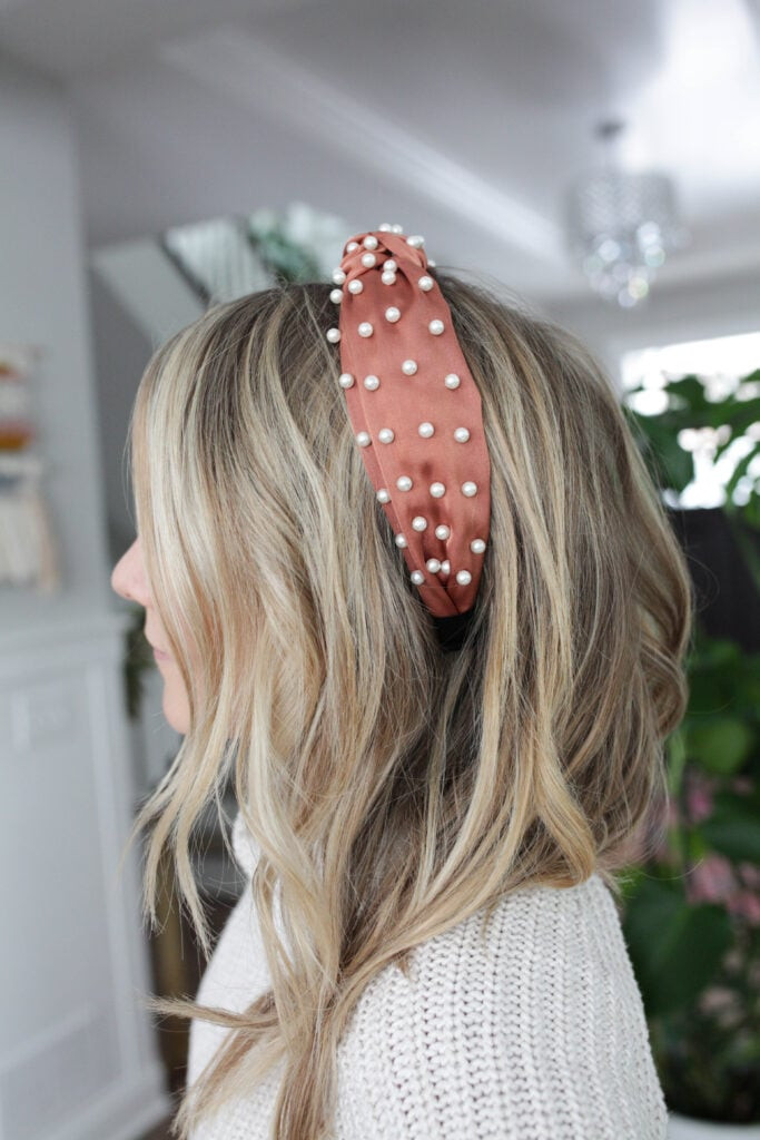 Layered Bob With Curtain Bangs and Pearls Layered Bob With Curtain Bangs and Pearls — Pearl Headband Hairstyles