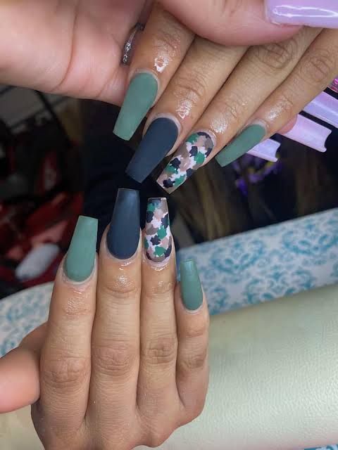Matte and Glossy Camo Mix Coffin Matte and Glossy Camo Mix Coffin — Camo Nails
