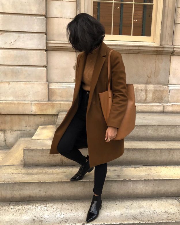 Brown Wool Coat Over Brown Sweater and Black Jeans Brown Wool Coat Over Brown Sweater and Black Jeans — Black and Brown Outfits