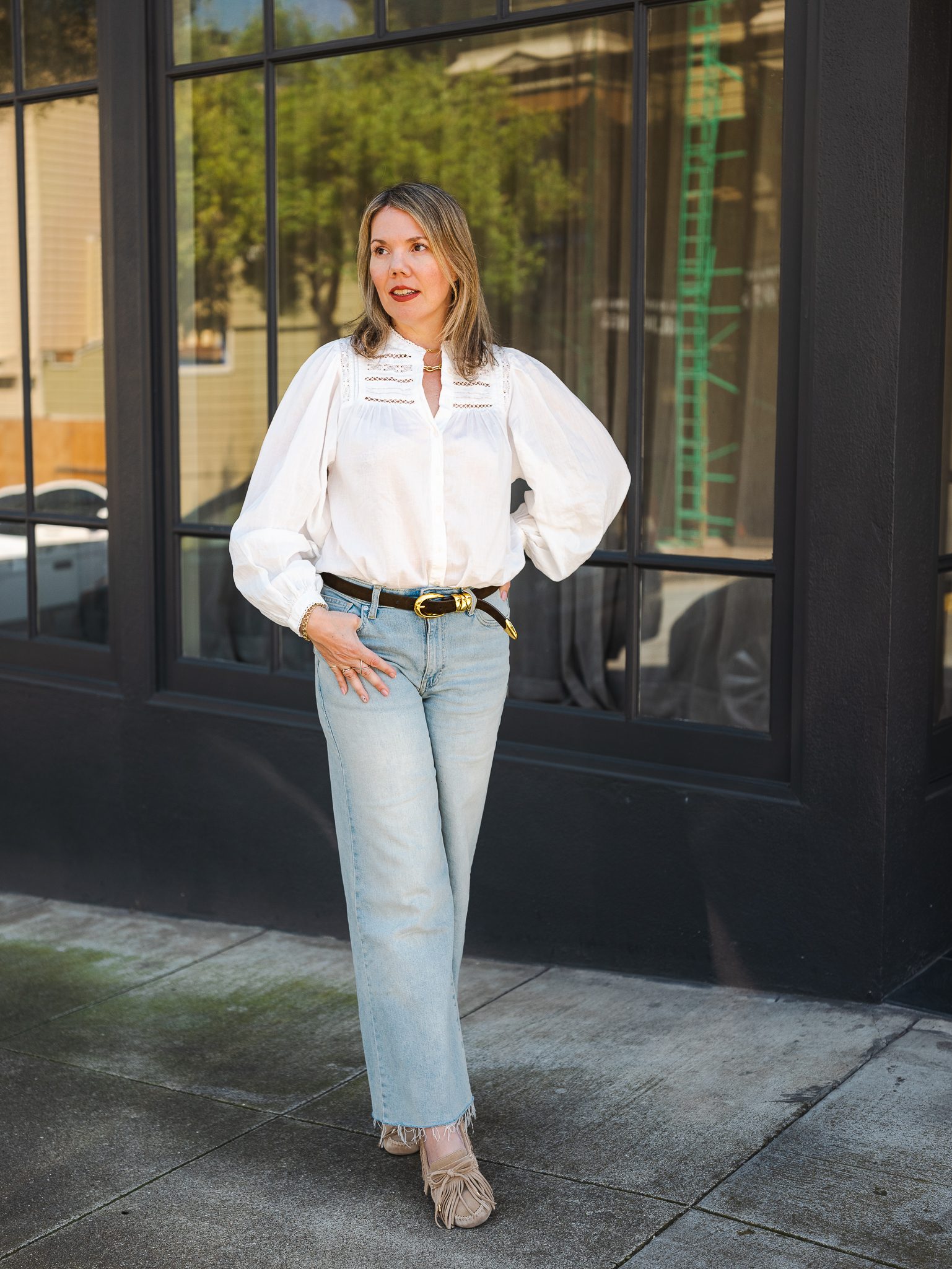 Embroidered White Cotton Blouse with Wide-Leg Jeans Embroidered White Cotton Blouse with Wide-Leg Jeans — Blouses