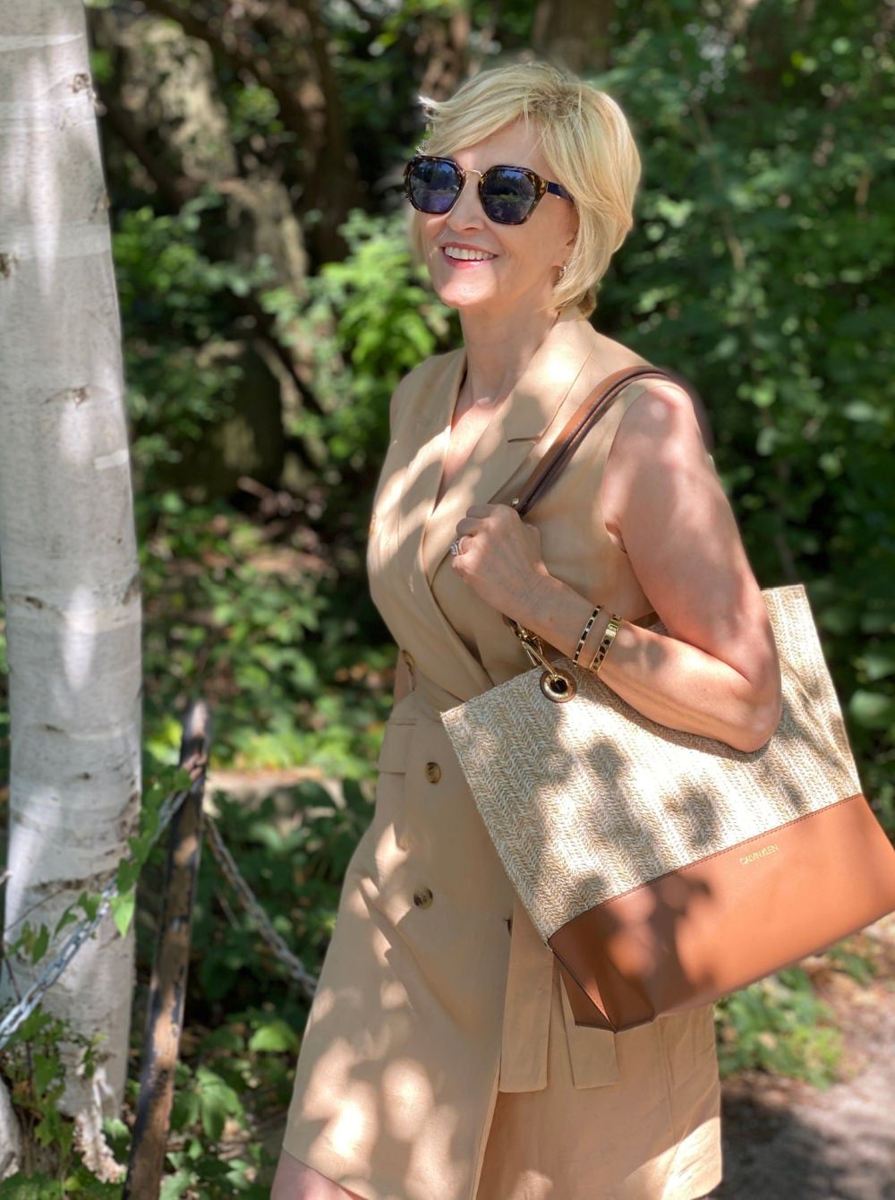 Stylish Beige Sleeveless Trench Dress for Safari — Safari Outfits