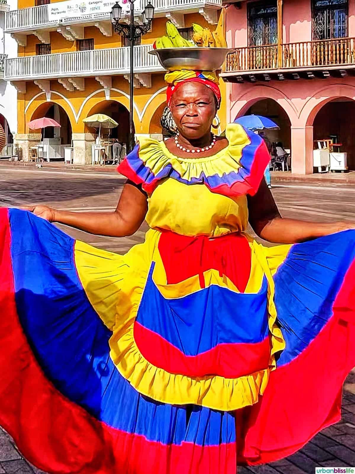 Traditional Colombian Dress: Ruffled Bodice and Voluminous Skirt — Cartagena Outfits