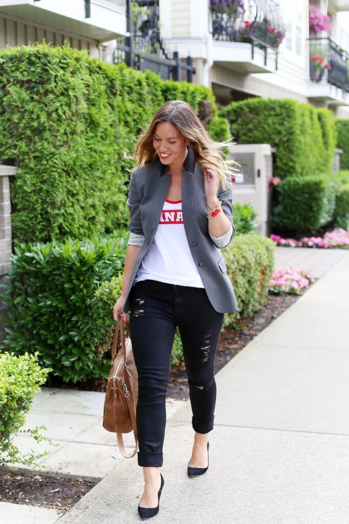 Smart Casual Grey Blazer with Graphic Tee — Vancouver Outfits