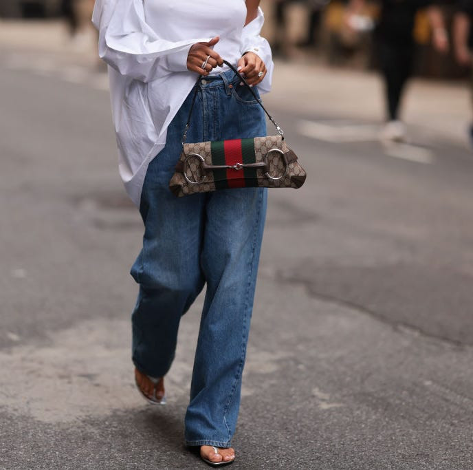 Relaxed Denim and White Shirt with Ophidia Bag Relaxed Denim and White Shirt with Ophidia Bag — Gucci Bag Outfits