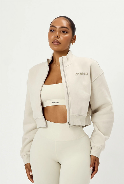 Beige Matching Athletic Set with Cropped Zip-Up Jacket — Outfits for Athletic Build