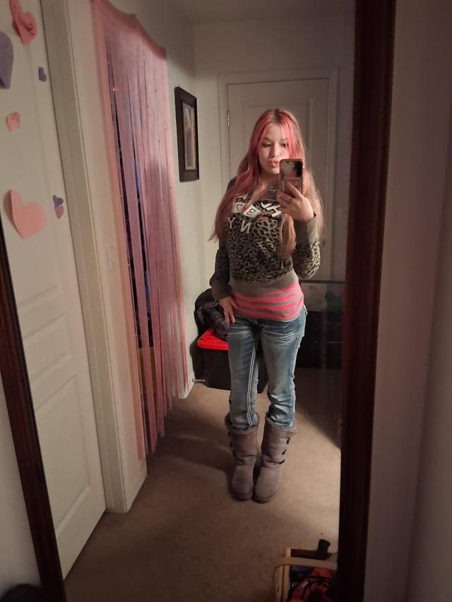 Graphic Sweatshirt and Uggs: Cozy Casual Comfort Graphic Sweatshirt and Uggs: Cozy Casual Comfort — McBling Outfits