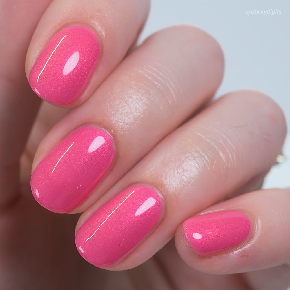 Shimmering Pink Short Oval Nails Shimmering Pink Short Oval Nails — Gym Nails