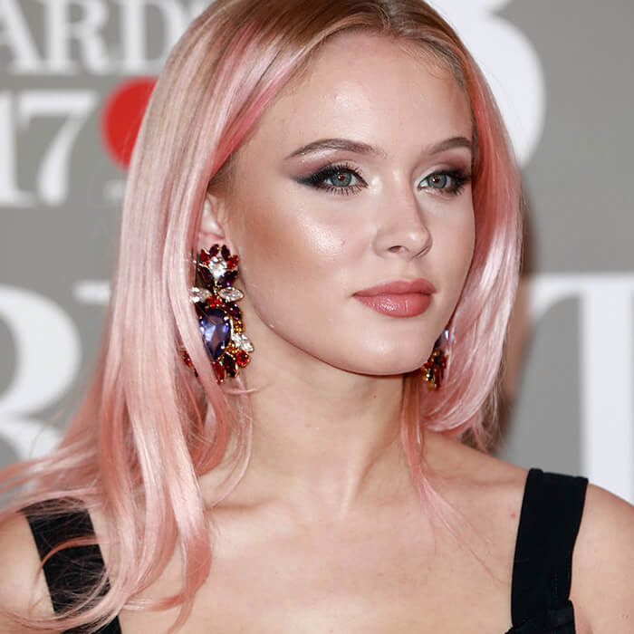Chin Bob With Pastel Pink Highlights — Pastel Hair