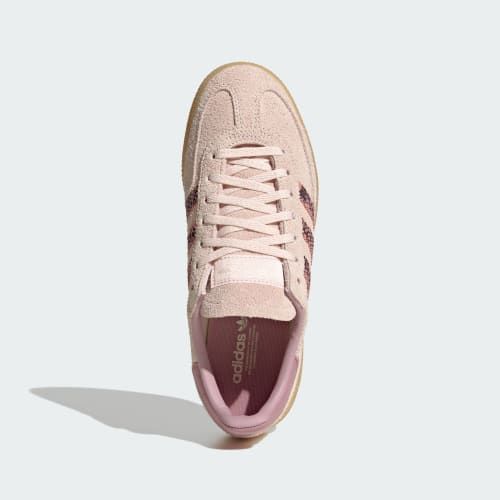 Mauve Gradient: Adidas Handball Spezial Shoes in Tonal Hues Mauve Gradient: Adidas Handball Spezial Shoes in Tonal Hues — Adidas Spezial Outfits