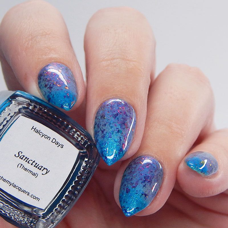 Glitter And Flakes Visual Idea Glitter And Flakes Visual Idea — Thermal Nails