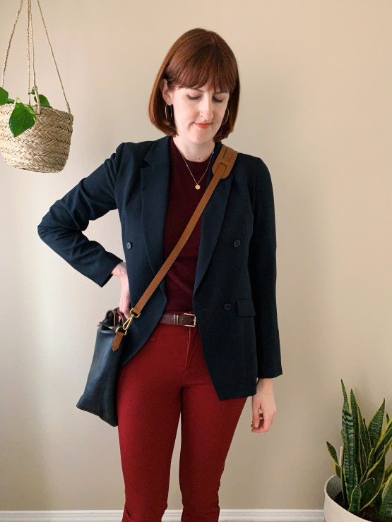 Navy Blazer with Ribbed Top and Wide-Leg Denim — Conference Outfits