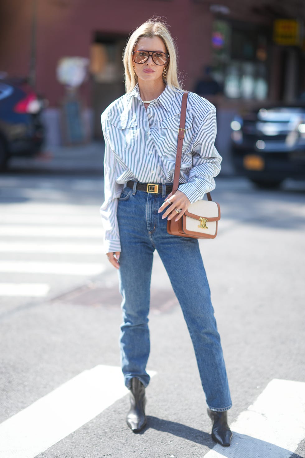 Oversized Striped Shirt Meets Straight Leg Jeans — Straight Leg Jeans Outfits