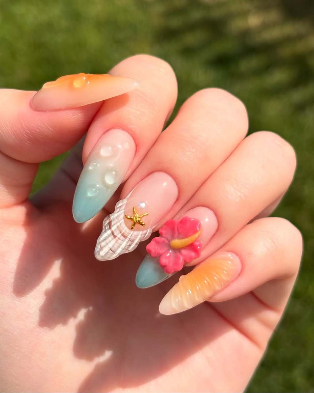 Nude Ombre with 3D Hibiscus and Seashells — Girls Trip Nails