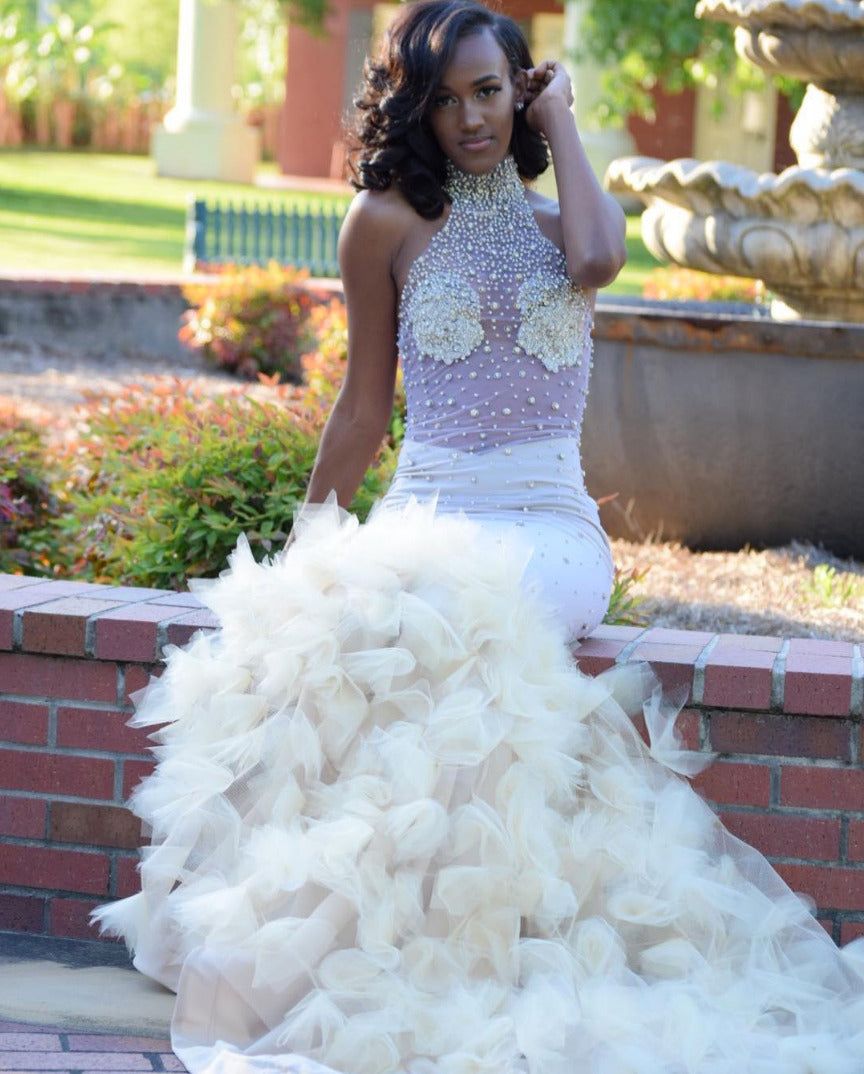 Voluminous Loose Curls — Prom Hairstyles for Black Women