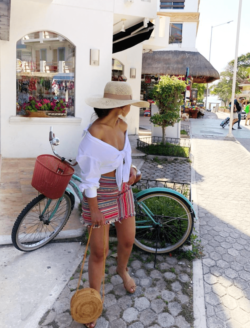 Knotted Off-the-Shoulder Top with Striped Mini Skirt for Beach Days Knotted Off-the-Shoulder Top with Striped Mini Skirt for Beach Days — Dominican Republic Outfits