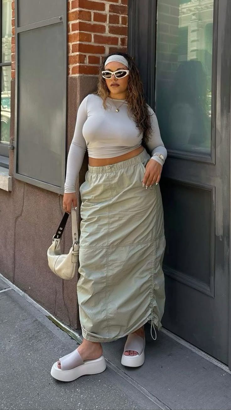 Wide-Leg Jeans with Cropped Jacket and Tan Flats Wide-Leg Jeans with Cropped Jacket and Tan Flats — Outfits for Big Thighs