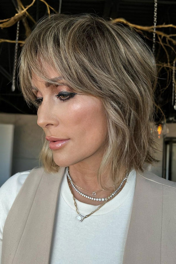 Dark Blonde Shag With Curtain Bangs — Hairstyles for Short Hair