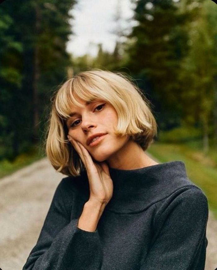 Chin Bob With Wispy Bangs Tousled — French Bob