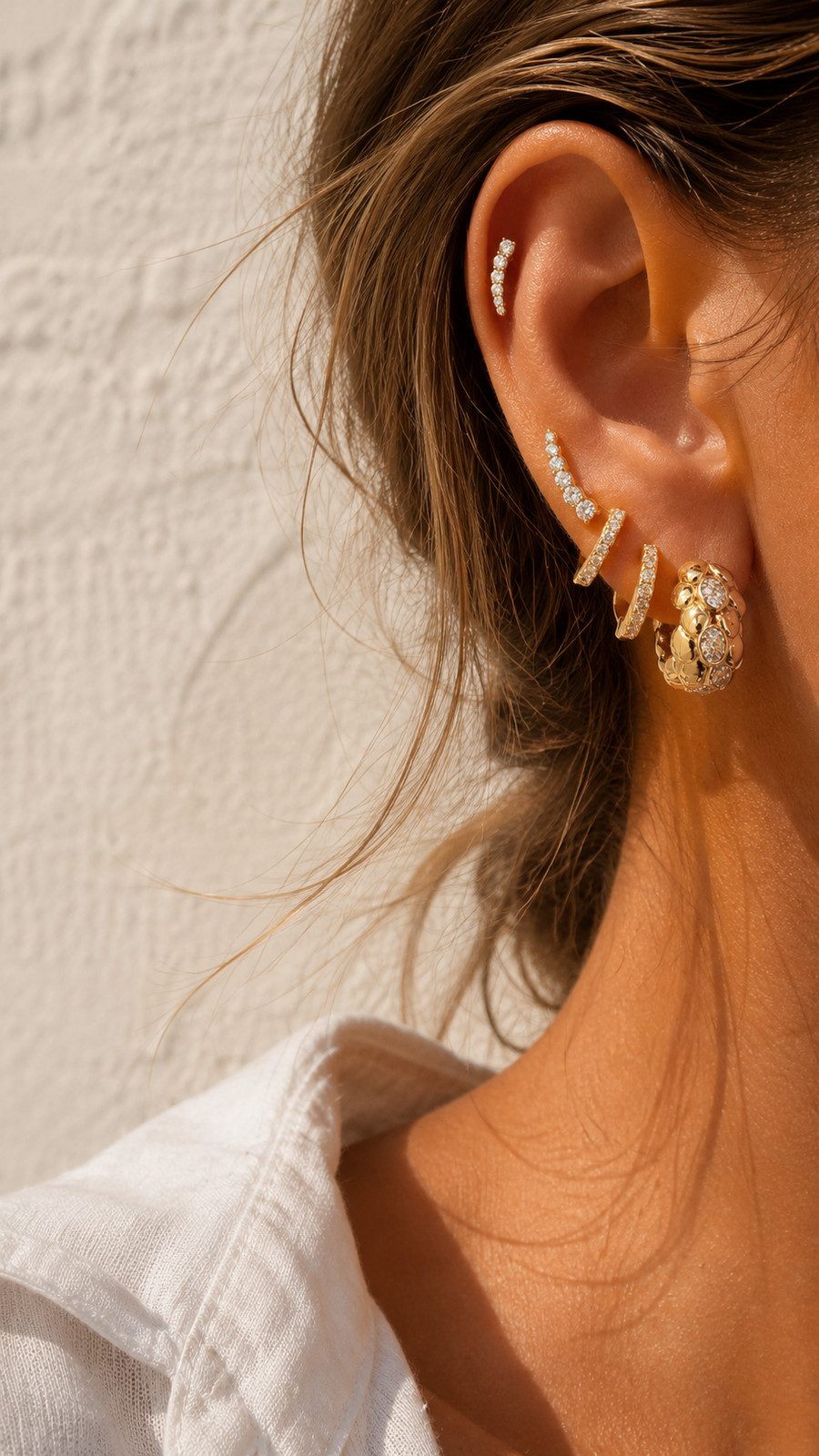 Textured Gold Hoop with Delicate Helix Studs Textured Gold Hoop with Delicate Helix Studs — Ear Stack Ideas