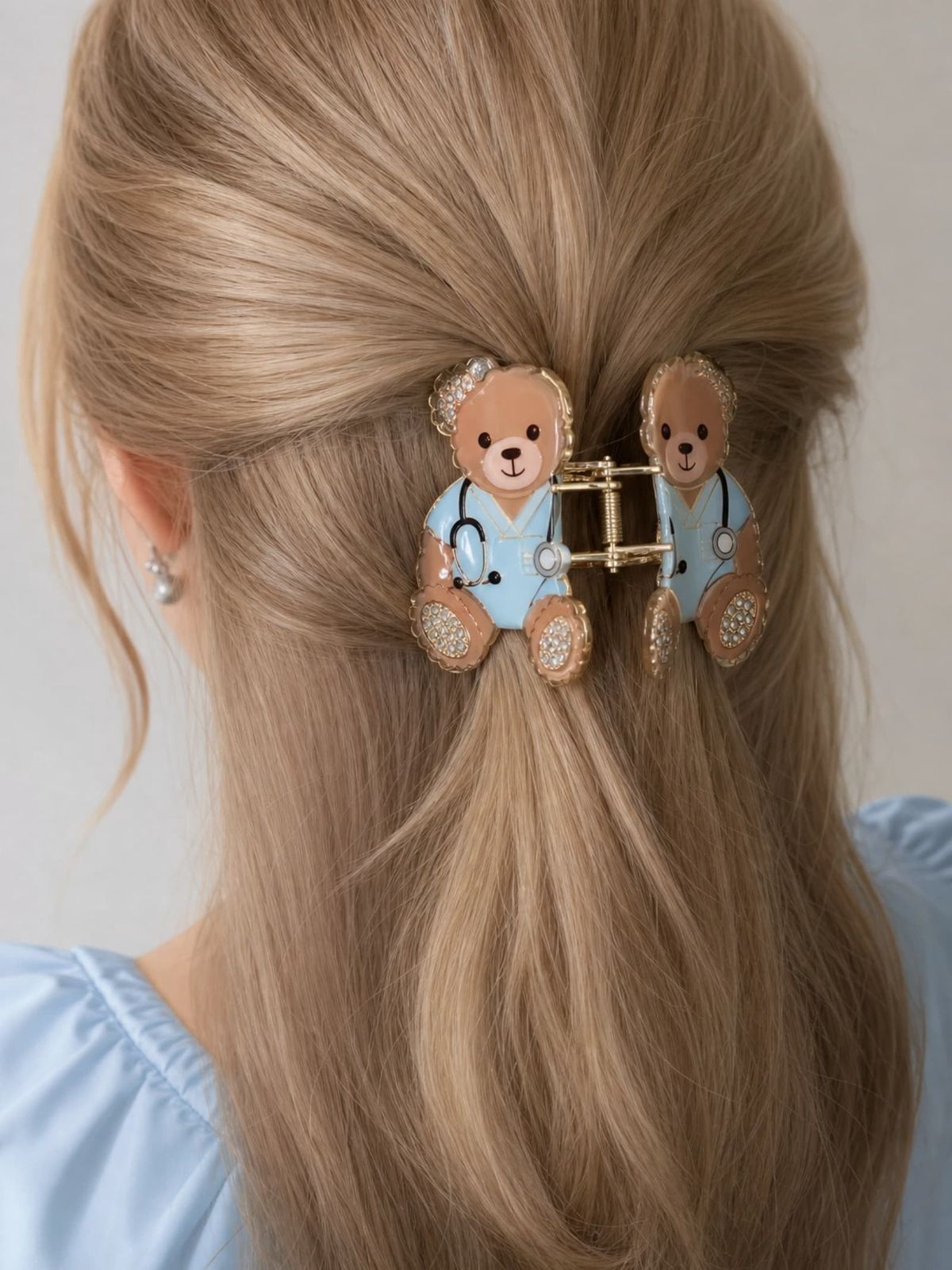 Wavy Half-Up With Bear Clips — Claw Clip Hairstyles