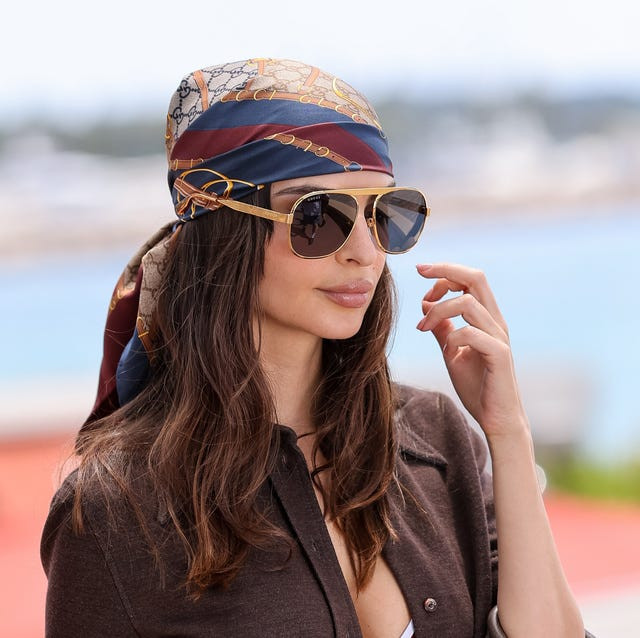 Casual Outing: Patterned Headscarf with Collared Jacket — Headscarf Outfits