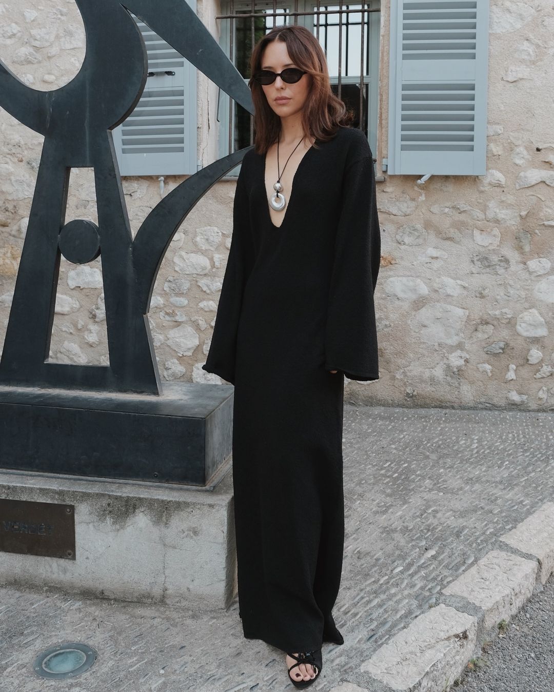 Black Chiffon Maxi Dress for Evening Sophistication Black Chiffon Maxi Dress for Evening Sophistication — Savannah Outfits