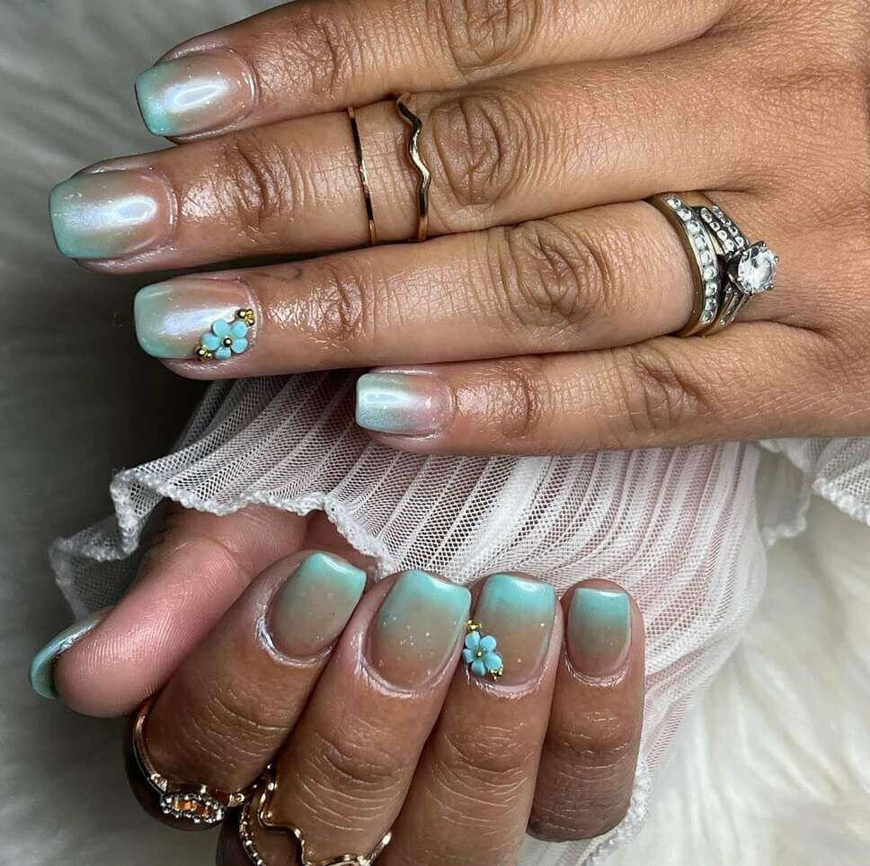 Pearlescent Blue Gradient Floral Overlay Nails Pearlescent Blue Gradient Floral Overlay Nails