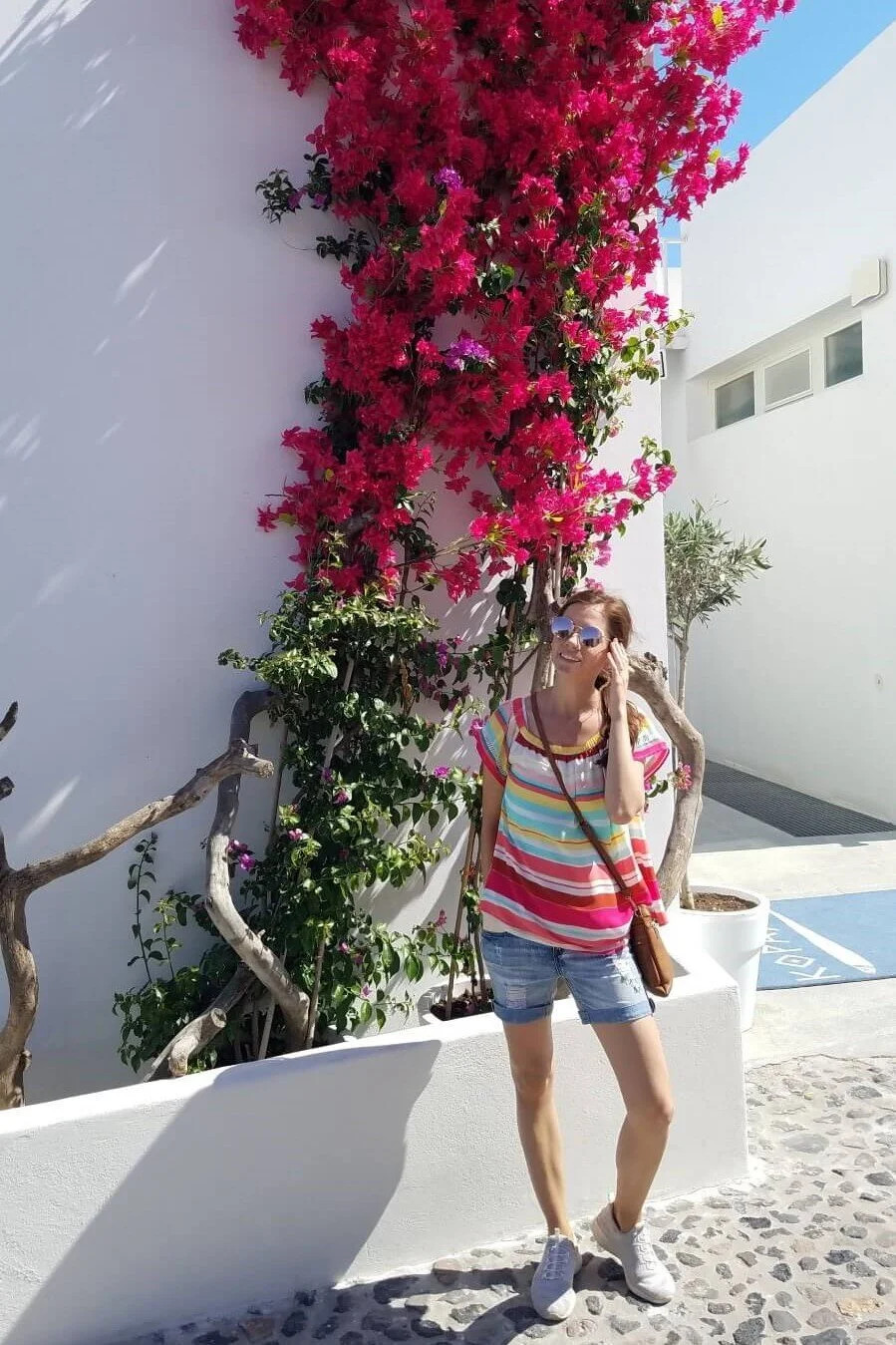 Sightseeing Casual Outfit Idea Sightseeing Casual Outfit Idea — Greece Outfits