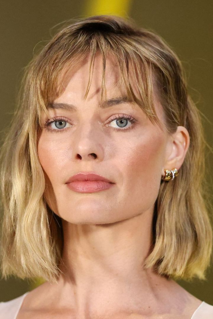 Ash Blonde Bob With Soft Waves — Hairstyles for Growing Out a Bob