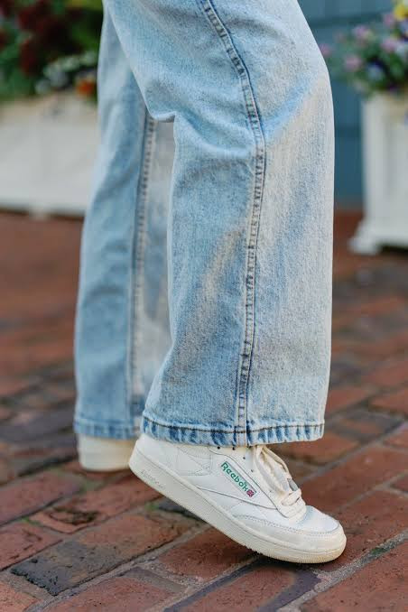 Relaxed Denim: Wide-Leg Jeans and Club C — Reebok Club C Outfits