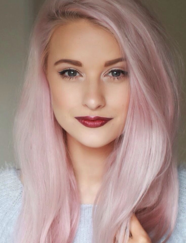 Delicate Pink Straight Shoulder Cut Delicate Pink Straight Shoulder Cut — Light Pink Hair