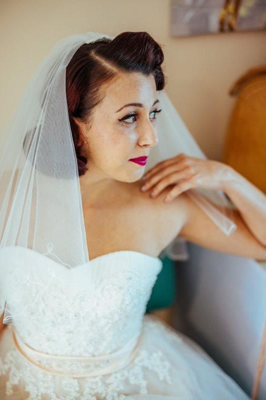 Short Visual Idea — Vintage Wedding Hairstyles