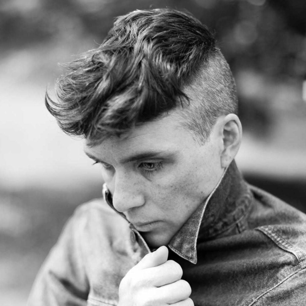 Collarbone Waves With Disconnected Undercut — Mens Haircuts